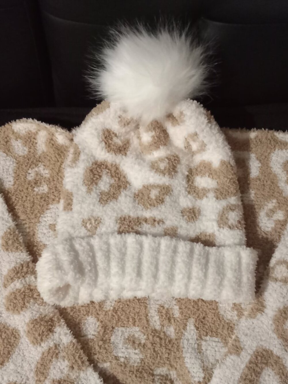 SOFT hat and scarf